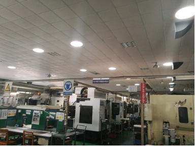 正能量无电照明系统在厂房应用实拍图2（室内）